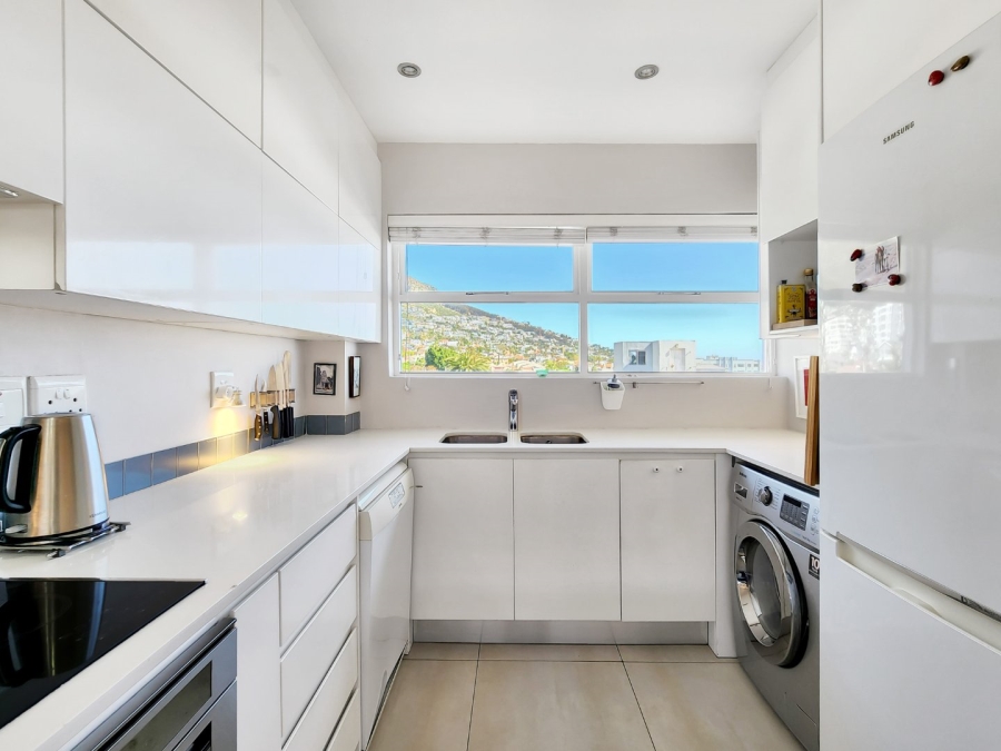 2 Bedroom Property for Sale in Sea Point Western Cape